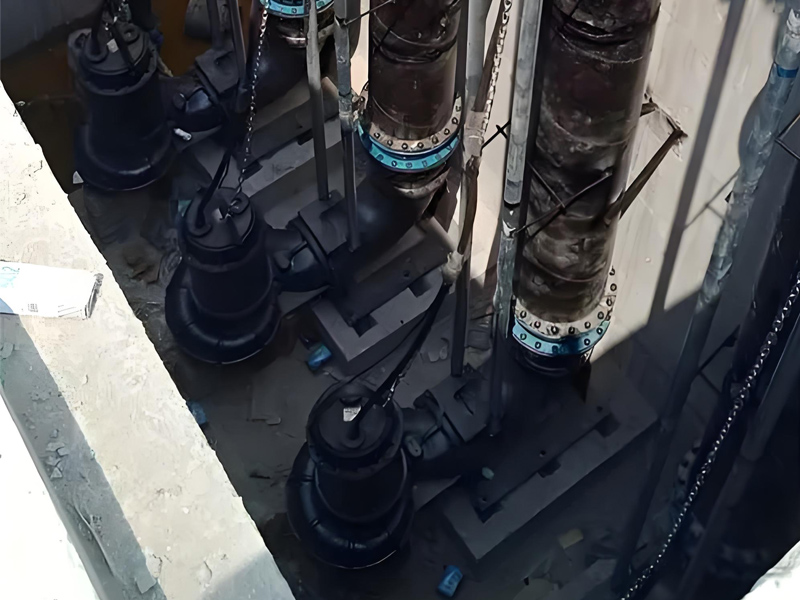 Installation method of submersible sewage pump